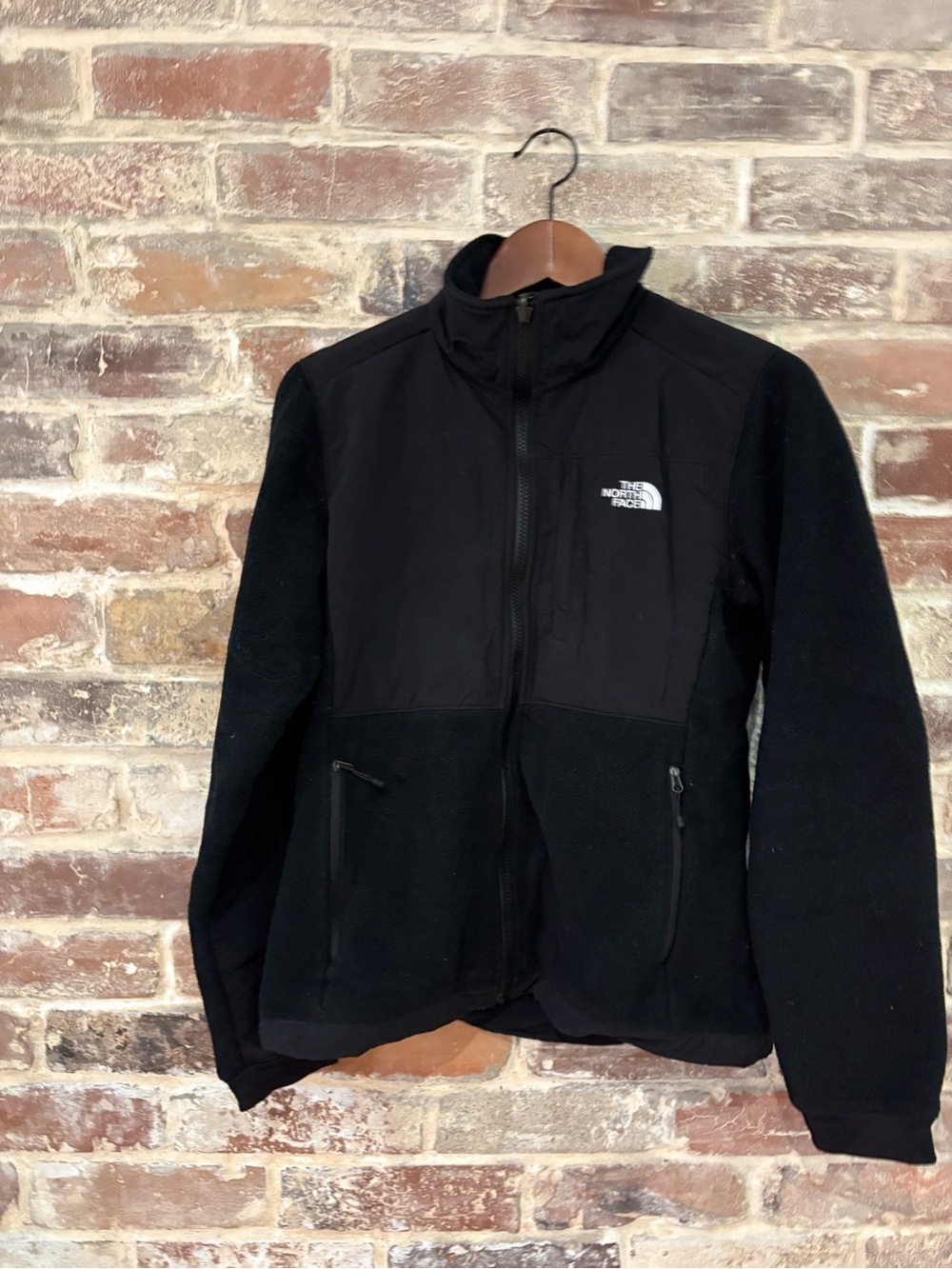 The North Face Black Women's Fleece Jacket with Logo Patch